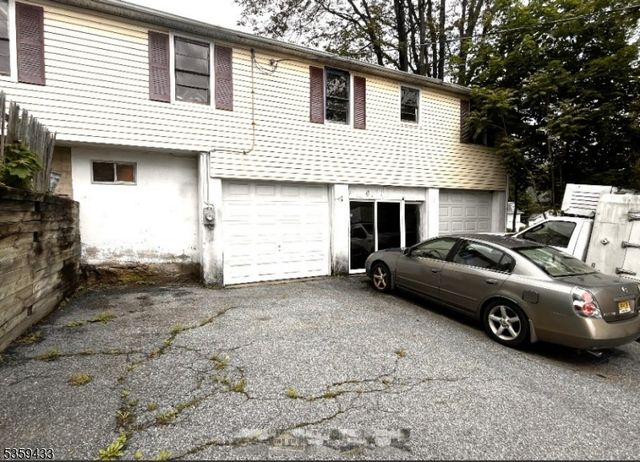 2 Harrison St, Sussex Boro, NJ 07461