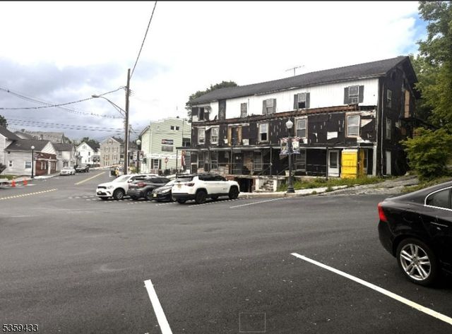2 Harrison St, Sussex Boro, NJ 07461