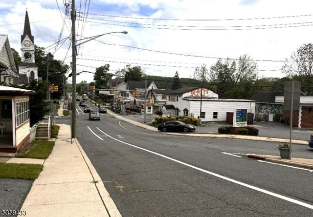 2 Harrison St, Sussex Boro, NJ 07461