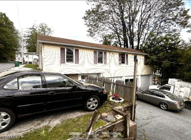 2 Harrison St, Sussex Boro, NJ 07461