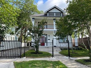 139 E Highland, San Antonio, TX 78210
