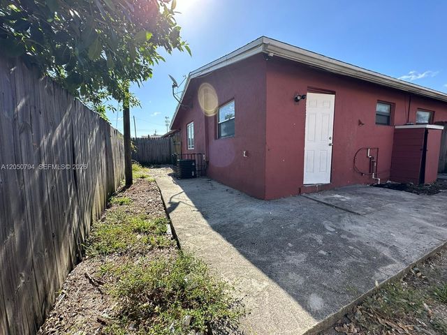 623 NW 9th Ave 3, Fort Lauderdale, FL 33311