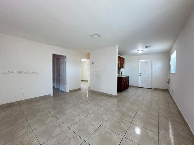 623 NW 9th Ave 3, Fort Lauderdale, FL 33311