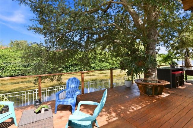 2181 NW 162nd Ter, Pembroke Pines, FL 33028