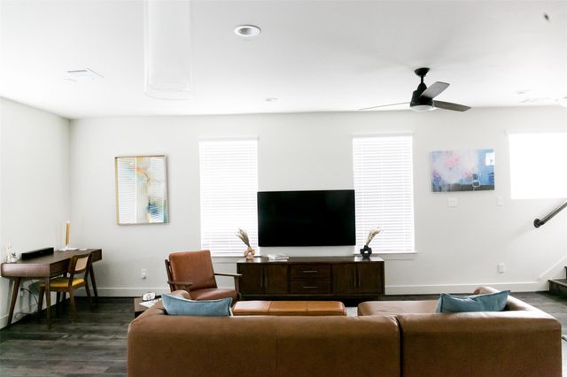 5203 Burress Springs Lane, Houston, TX 77022