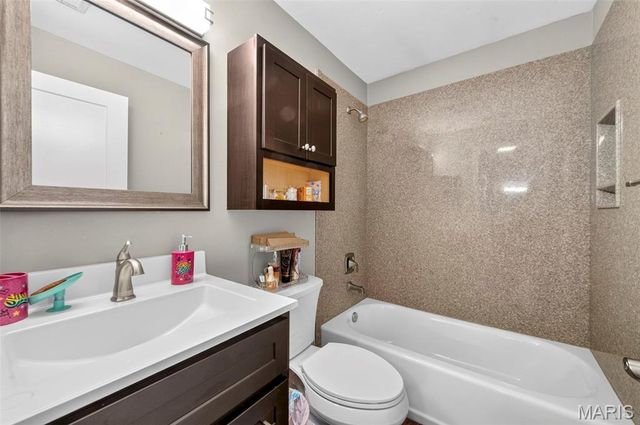 12806 Portulaca Drive K, St Louis, MO 63146