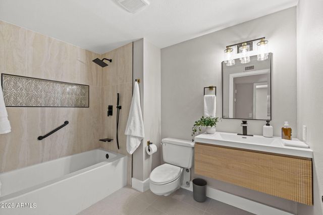 13239 W GAUCHO Drive, Sun City West, AZ 85375