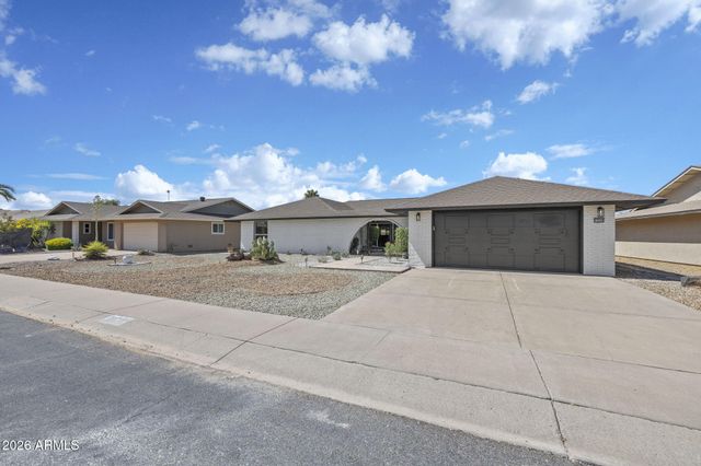 13239 W GAUCHO Drive, Sun City West, AZ 85375
