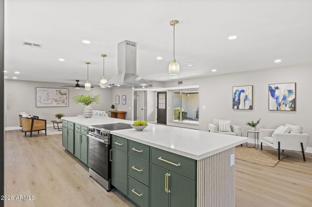 13239 W GAUCHO Drive, Sun City West, AZ 85375