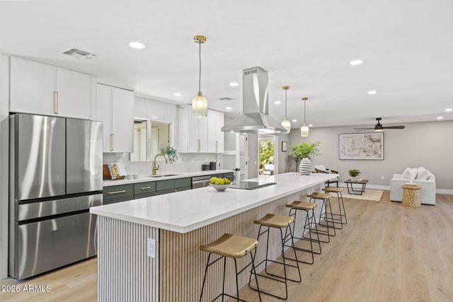 13239 W GAUCHO Drive, Sun City West, AZ 85375
