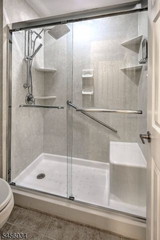 129 Sunrise Dr, Long Hill Twp., NJ 07933