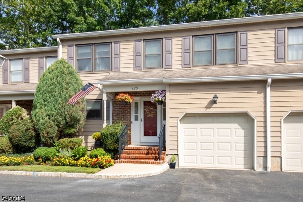129 Sunrise Dr, Long Hill Twp., NJ 07933 — photo 2