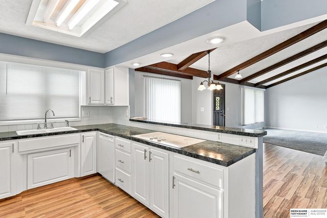 914 Harrington Avenue, Bellevue, NE 68005