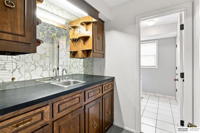 914 Harrington Avenue, Bellevue, NE 68005