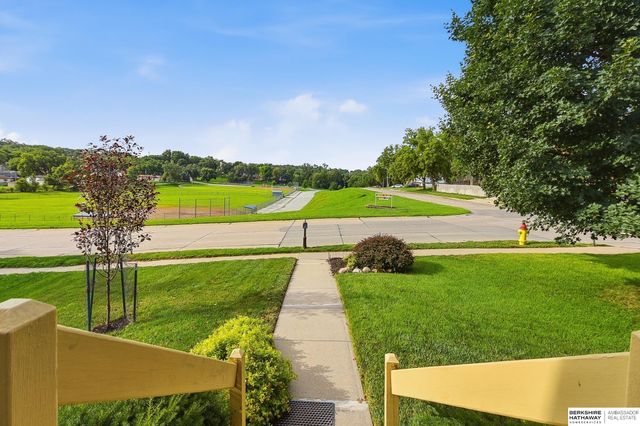 914 Harrington Avenue, Bellevue, NE 68005