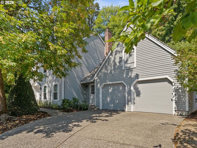 5754 CHARLES Cir, Lake Oswego, OR 97035