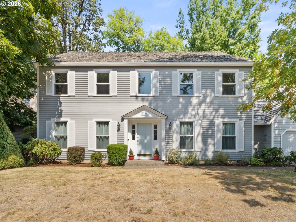 5754 CHARLES Cir, Lake Oswego, OR 97035
