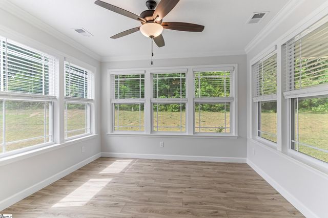 402 Bud Farmer Place, Inman, SC 29349
