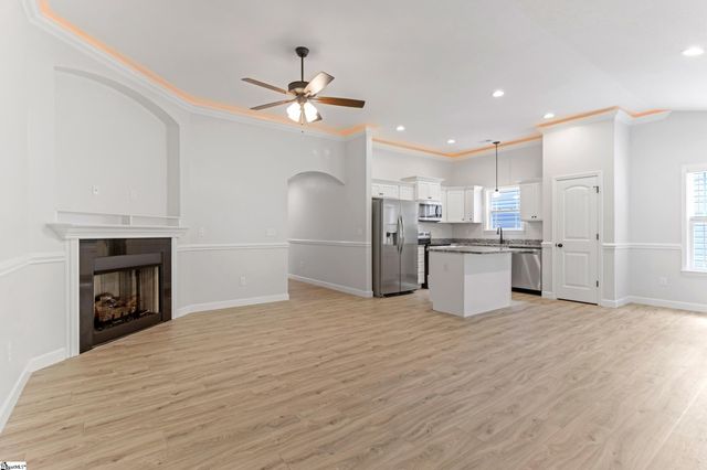 402 Bud Farmer Place, Inman, SC 29349