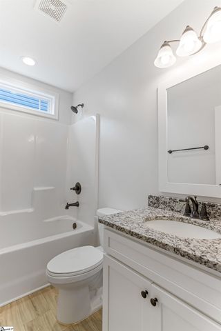 402 Bud Farmer Place, Inman, SC 29349