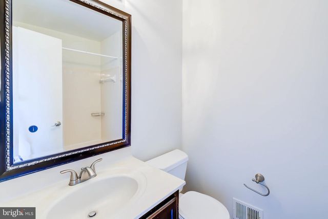 14536 CASTLEFORD CT, Centreville, VA 20121