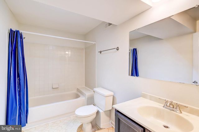14536 CASTLEFORD CT, Centreville, VA 20121