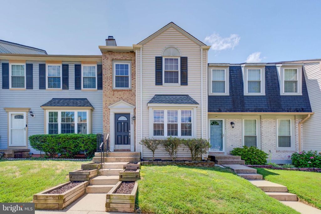 14536 CASTLEFORD CT, Centreville, VA 20121