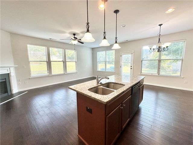 1933 Paxton Ridge Court, Lilburn, GA 30047
