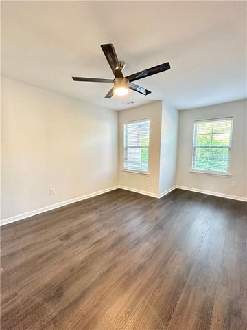 1933 Paxton Ridge Court, Lilburn, GA 30047