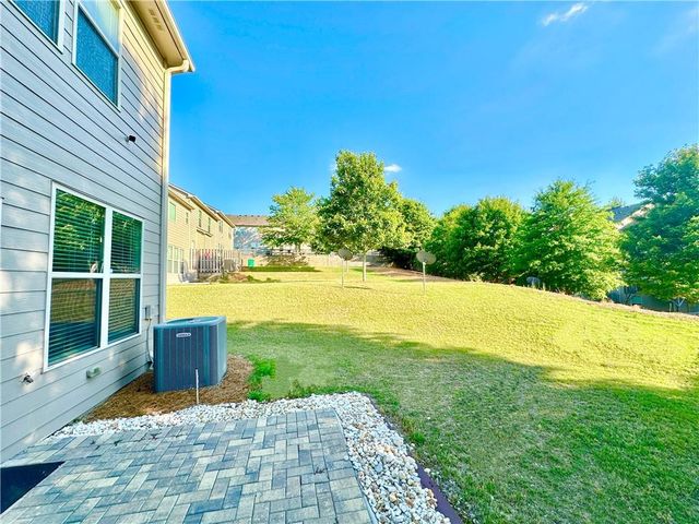1933 Paxton Ridge Court, Lilburn, GA 30047