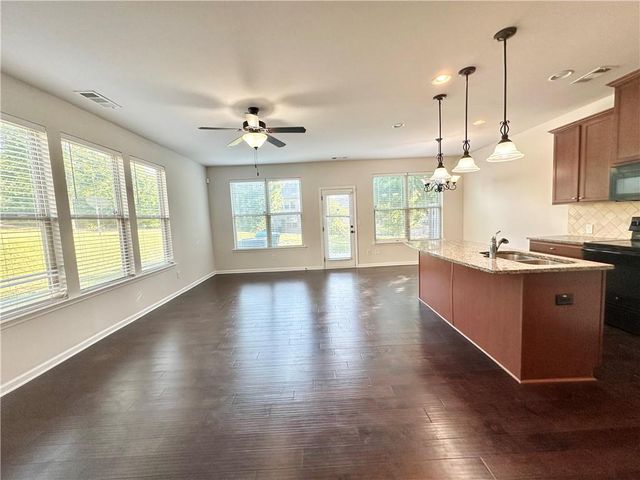 1933 Paxton Ridge Court, Lilburn, GA 30047