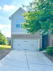 1933 Paxton Ridge Court, Lilburn, GA 30047