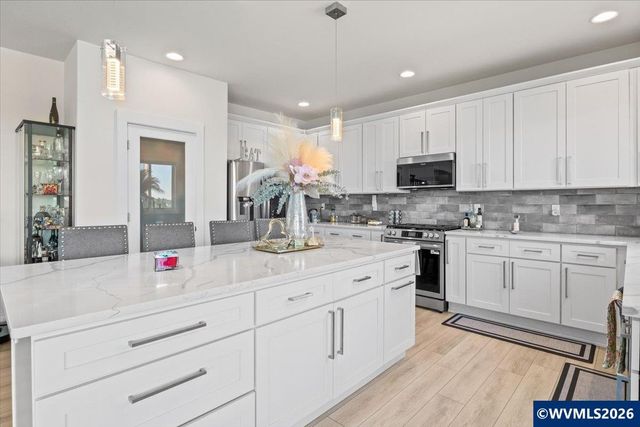 1171 Thunderbird Av S, Salem, OR 97306
