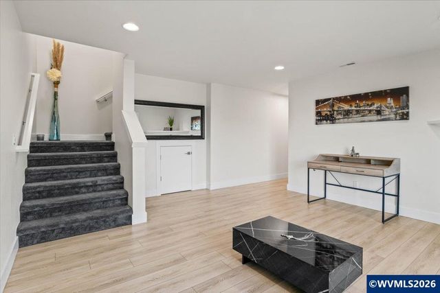 1171 Thunderbird Av S, Salem, OR 97306