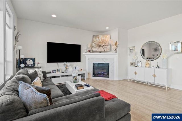 1171 Thunderbird Av S, Salem, OR 97306