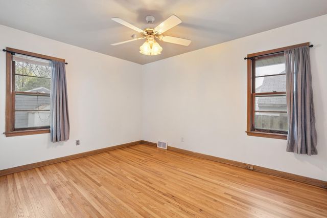 1814 Montana Avenue E, Saint Paul, MN 55119