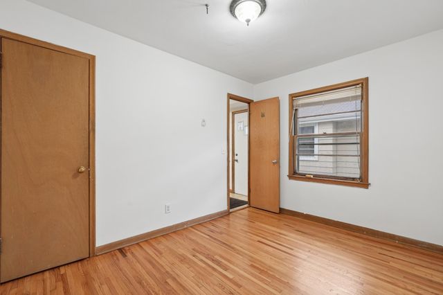 1814 Montana Avenue E, Saint Paul, MN 55119