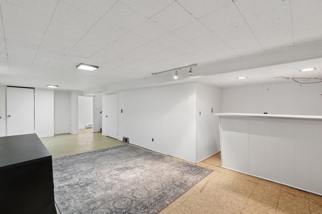 1814 Montana Avenue E, Saint Paul, MN 55119