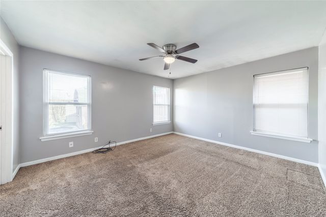 2605 San Medina Avenue, Dallas, TX 75228