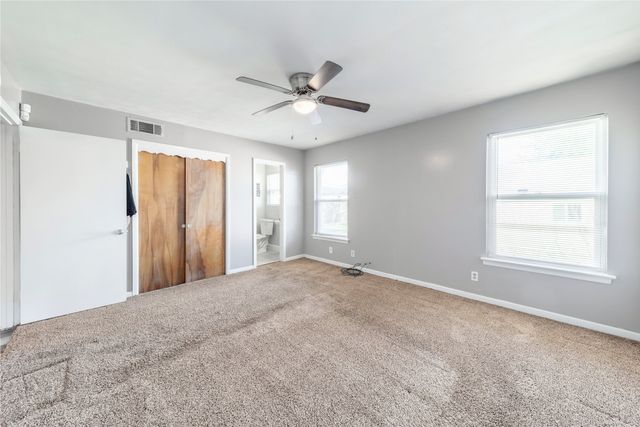 2605 San Medina Avenue, Dallas, TX 75228