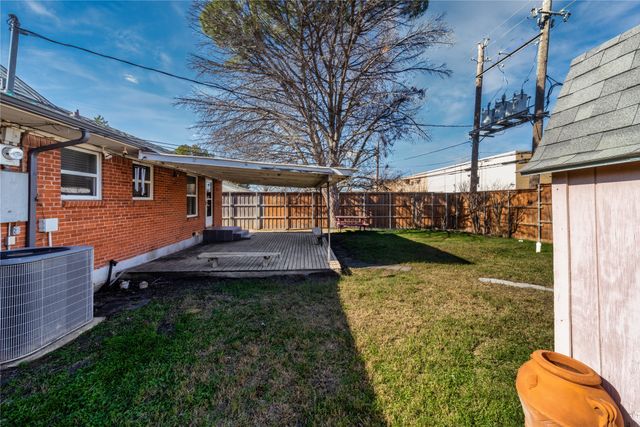 2605 San Medina Avenue, Dallas, TX 75228