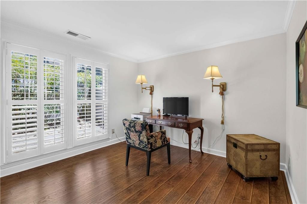 Image 24 of property listing at 3910 Ashford Lake Court NE 3910, Atlanta, GA 30319