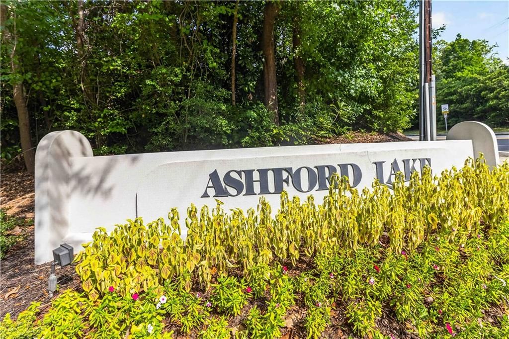 Image 40 of property listing at 3910 Ashford Lake Court NE 3910, Atlanta, GA 30319