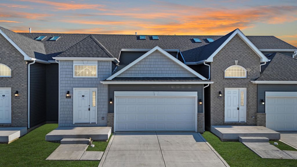 3031 W 82nd Place, Merrillville, IN 46410