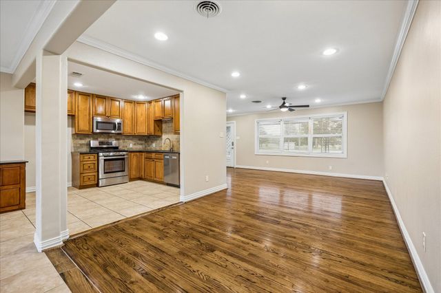 4402 Libbey Lane, Houston, TX 77092