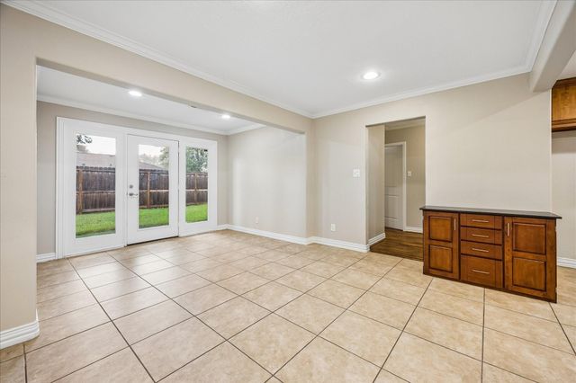4402 Libbey Lane, Houston, TX 77092