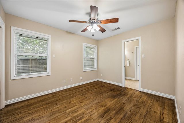 4402 Libbey Lane, Houston, TX 77092