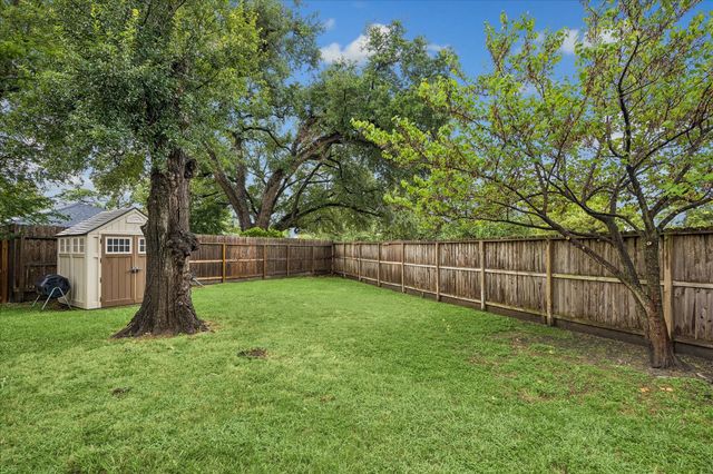 4402 Libbey Lane, Houston, TX 77092