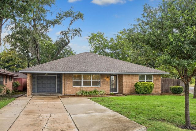 4402 Libbey Lane, Houston, TX 77092