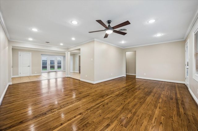 4402 Libbey Lane, Houston, TX 77092